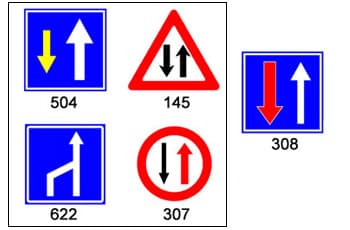 התמונה מציגה חמישה תמרורים. התמרור בשאלה, 308, הוא מרובע כחול עם חץ לבן הפונה למעלה וחץ אדום הפונה מטה.

התשובות האפשריות הן ארבעה תמרורים נוספים:
*   **307:** עיגול עם מסגרת אדומה, חץ אדום למעלה וחץ שחור למטה.
*   **504:** מרובע כחול, חץ לבן למעלה וחץ צהוב למטה.
*   **145:** משולש אזהרה עם מסגרת אדומה ושני חצים שחורים בכיוונים מנוגדים.
*   **622:** מרובע כחול עם חץ לבן המראה השתלבות נתיב מצד שמאל.